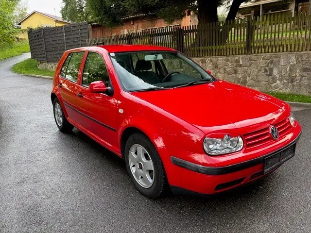 Volkswagen Golf 2000 photo 2