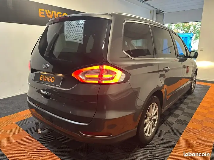 Ford Galaxy 2017 photo 2