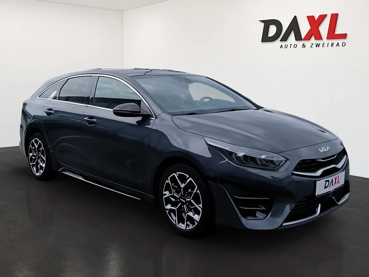 Kia Proceed 2023 photo 3