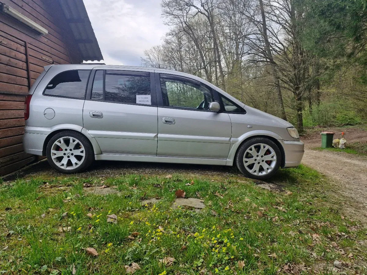 Opel Zafira