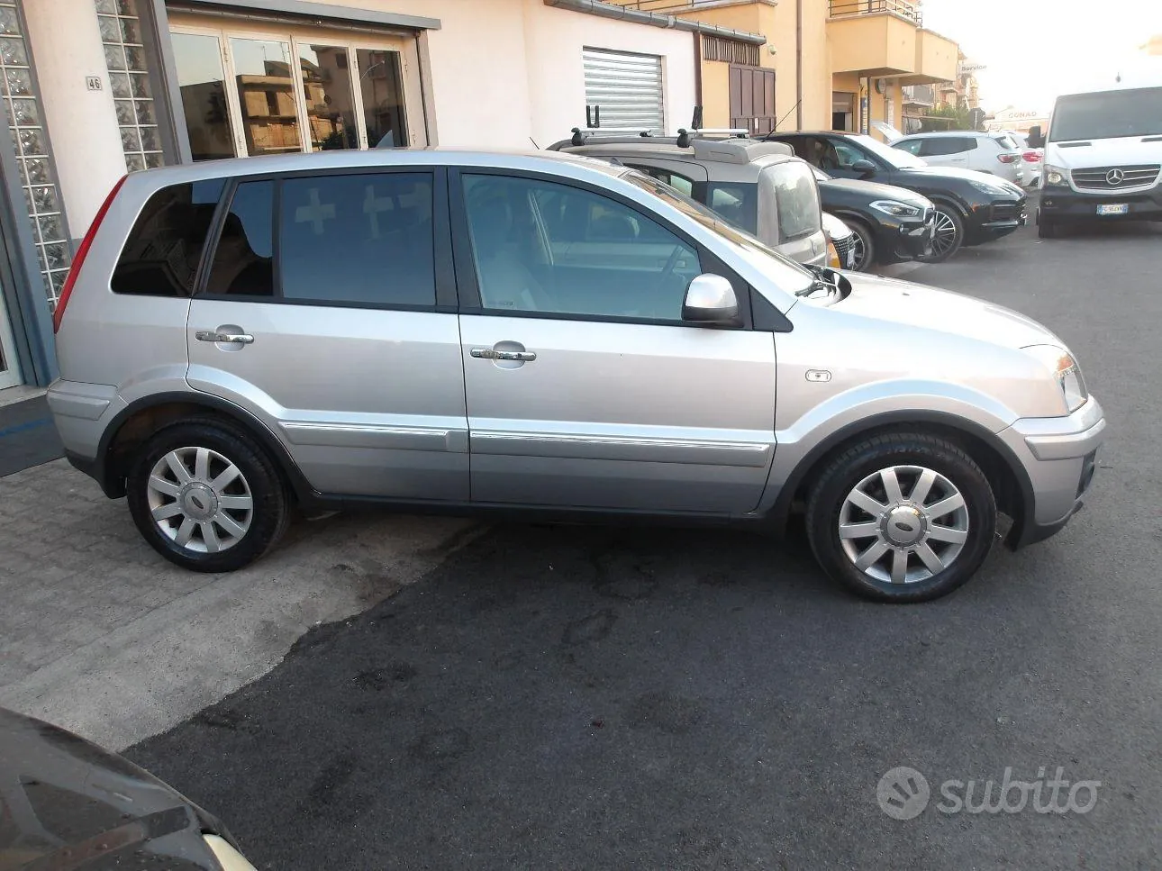 Ford Fusion 2010 photo 4
