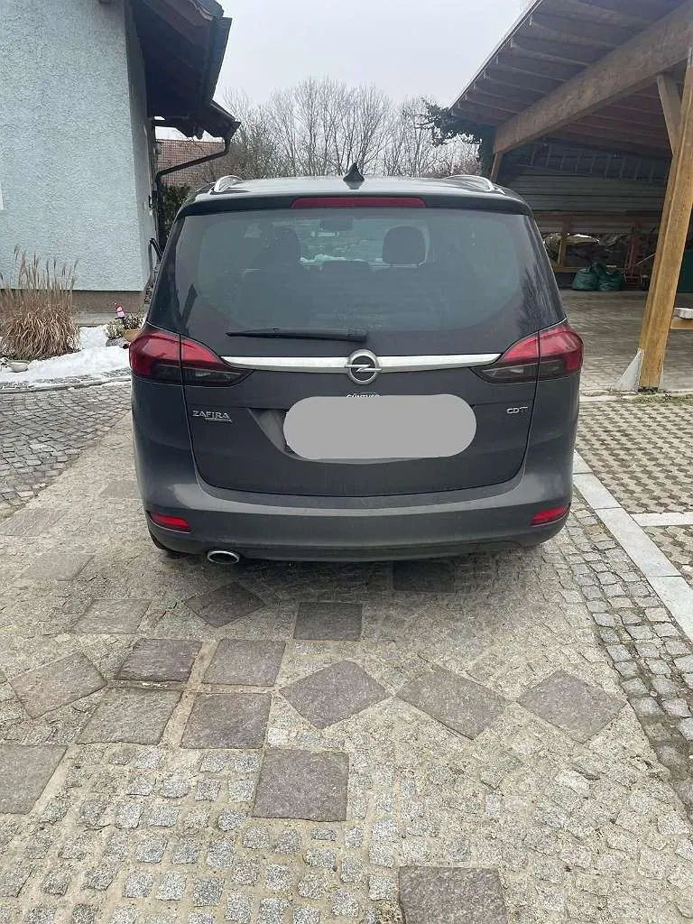 Opel Zafira 2016 photo 2