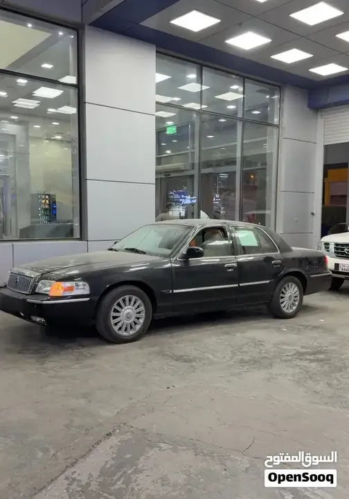 Ford Grand Marquis
