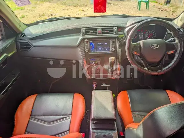Mahindra Kuv 100 2021 photo 5