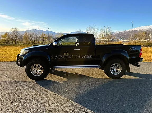 Toyota Hilux 2011 photo 2