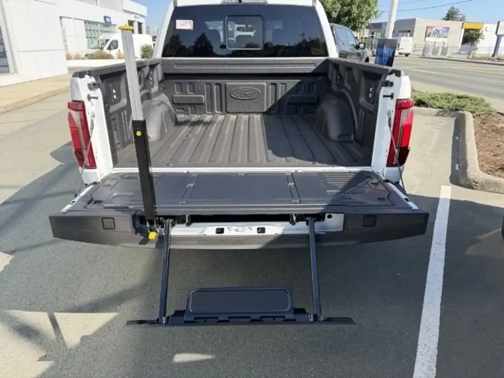 Ford F-150 2026 photo 5