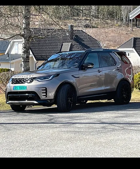 Land Rover Discovery 2023 photo 3