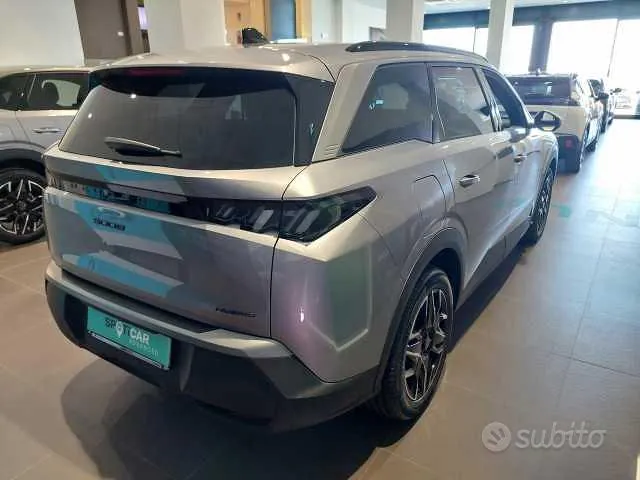 Peugeot 5008 2025 photo 5