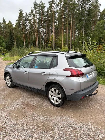 Peugeot 2008 2017 photo 2