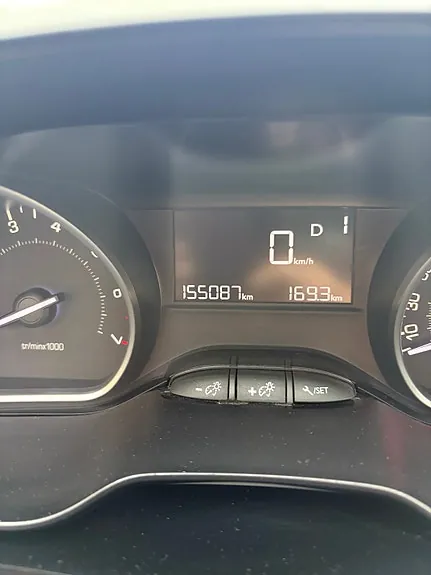 Peugeot 2008 2017 photo 5