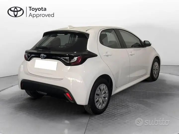 Toyota Yaris 2022 photo 4