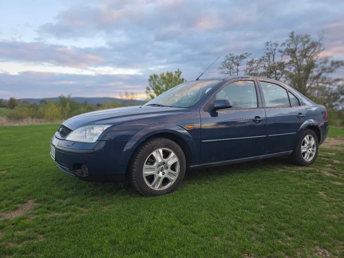 Ford Mondeo 2002 photo 2