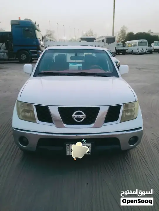 Nissan Navara 2013 photo 2