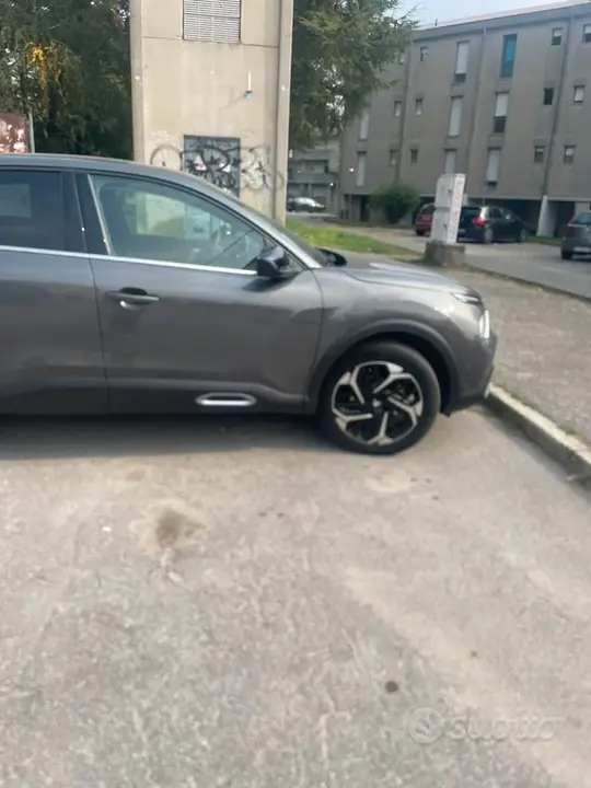 Citroen C4 2024 photo 4