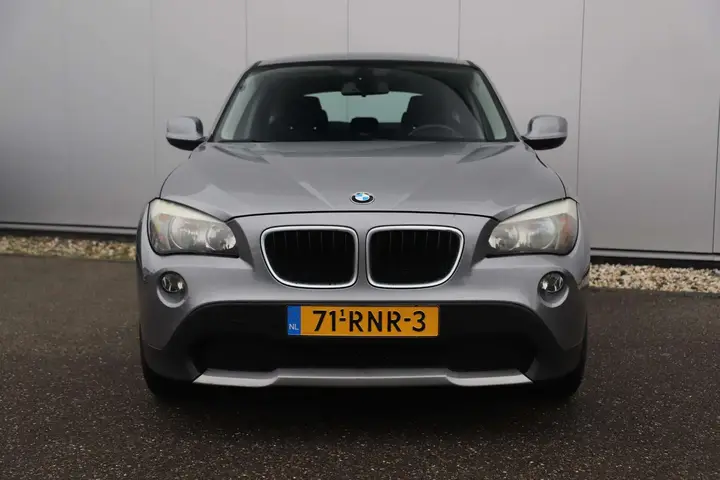 BMW X1 2011 photo 2