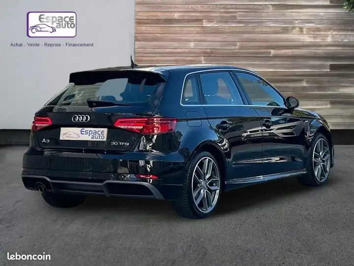 Audi A3 2020 photo 2