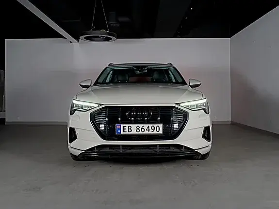 Audi E-Tron 2021 photo 2