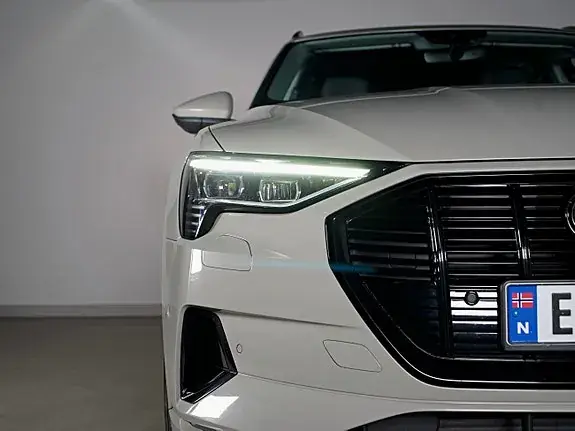Audi E-Tron 2021 photo 3
