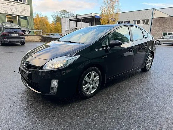 Toyota Prius 2010 photo 2