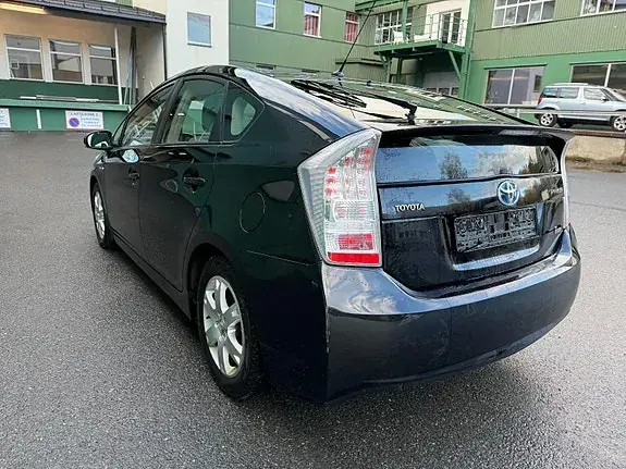 Toyota Prius 2010 photo 3