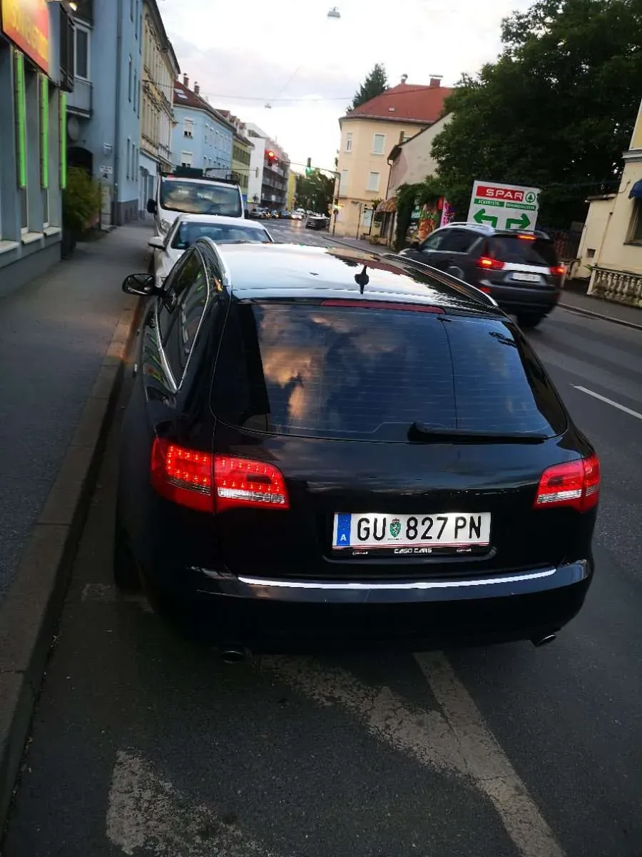 Audi A6 2010 photo 3
