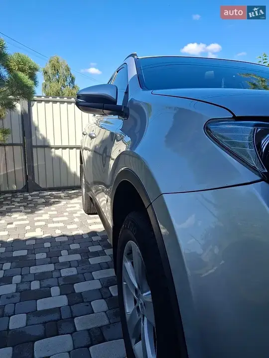 Toyota Rav4 2013 photo 5
