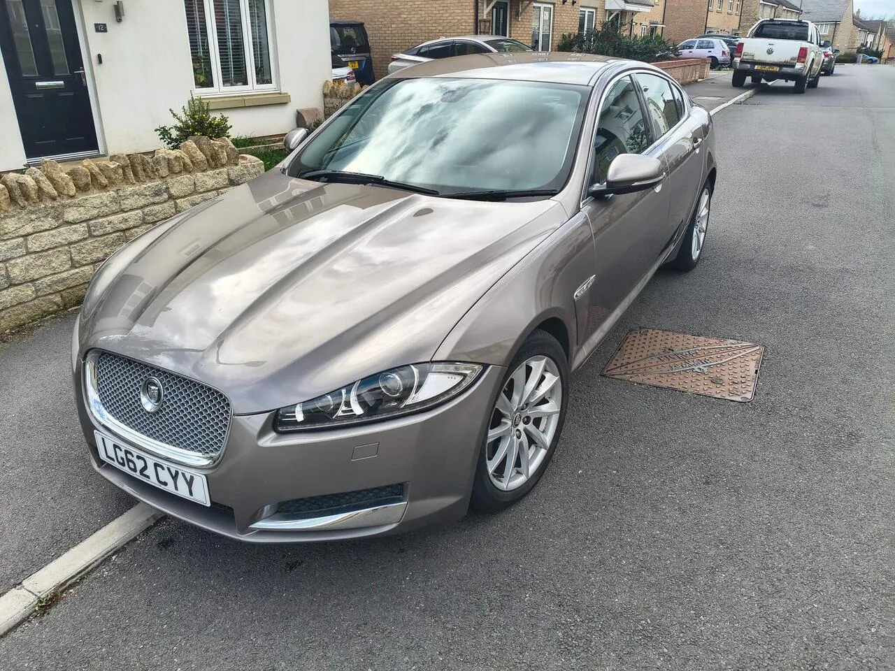 Jaguar Xf 2012 photo 2