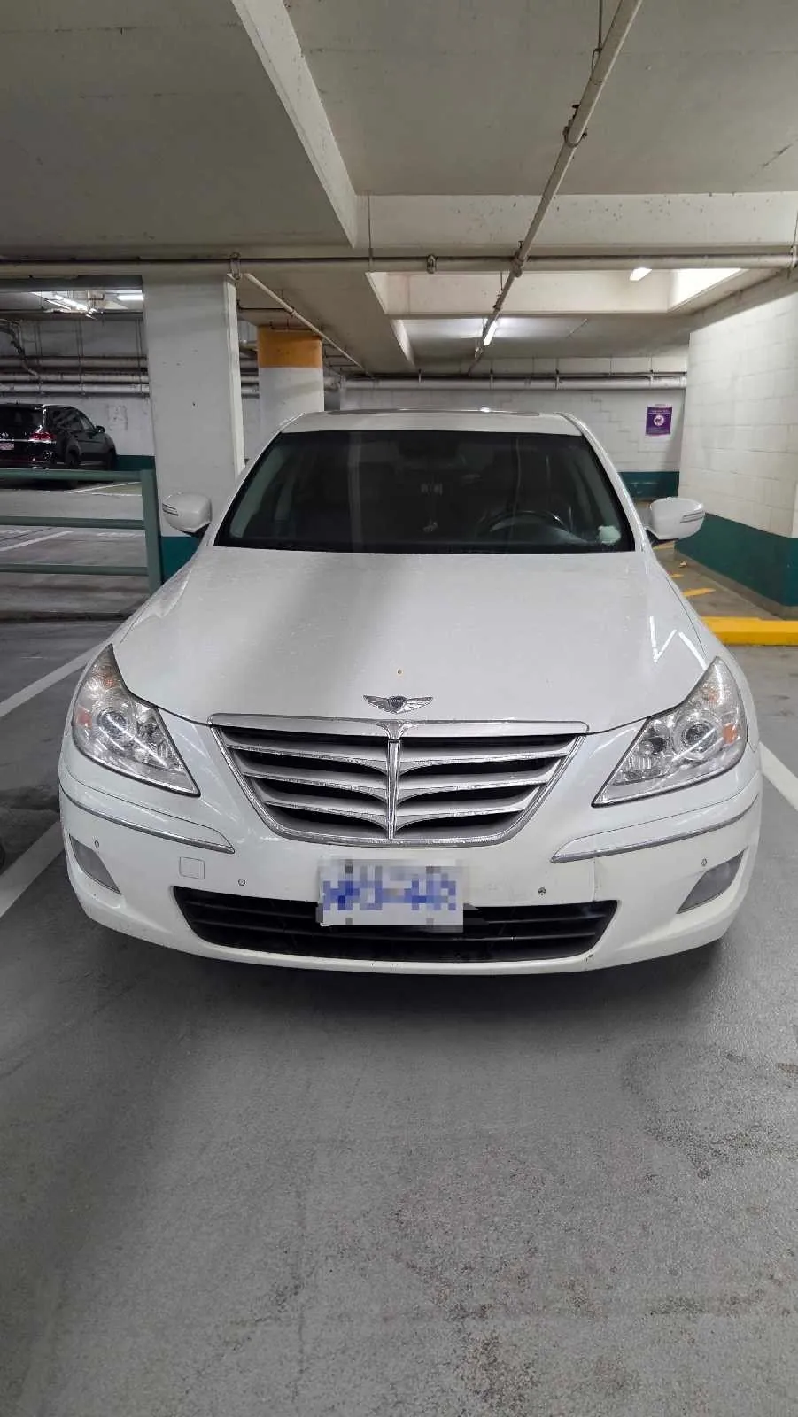 Hyundai Genesis 2009 photo 2