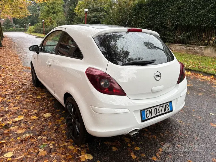Opel Corsa 2012 photo 4
