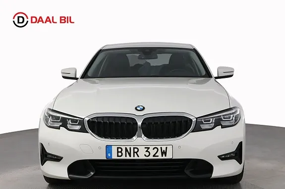 BMW 330E 2020 photo 2