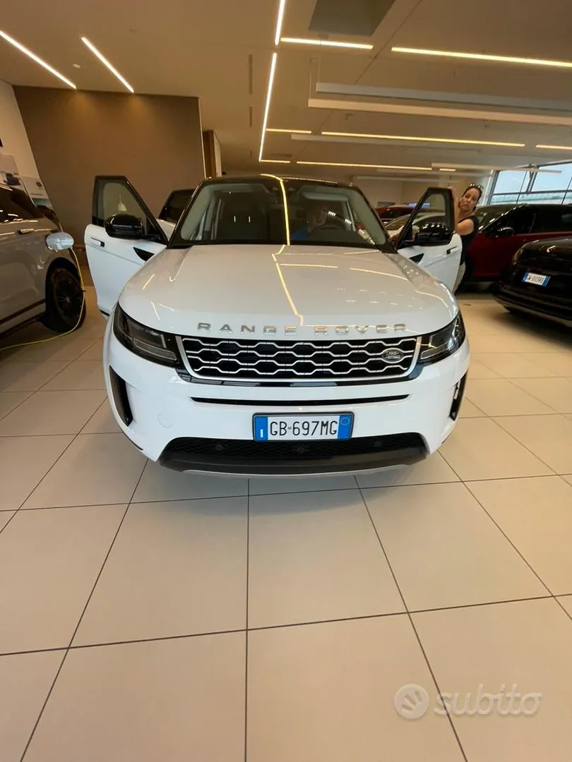 Land Rover Range Rover Evoque 2020 photo 4