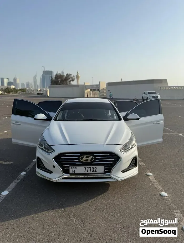 Hyundai Sonata 2018 photo 2