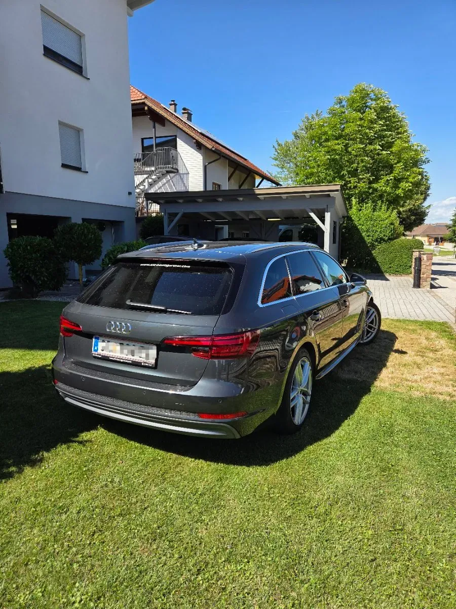 Audi A4 2018 photo 3
