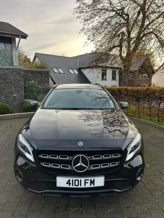 Mercedes-Benz Gla 2019 photo 2