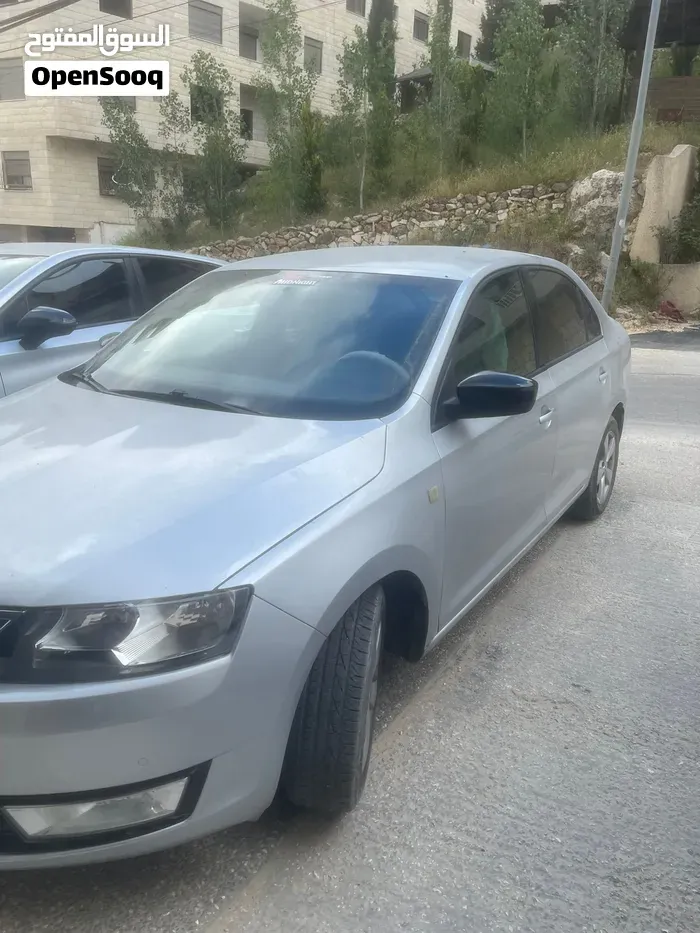 Skoda Rapid 2014 photo 3
