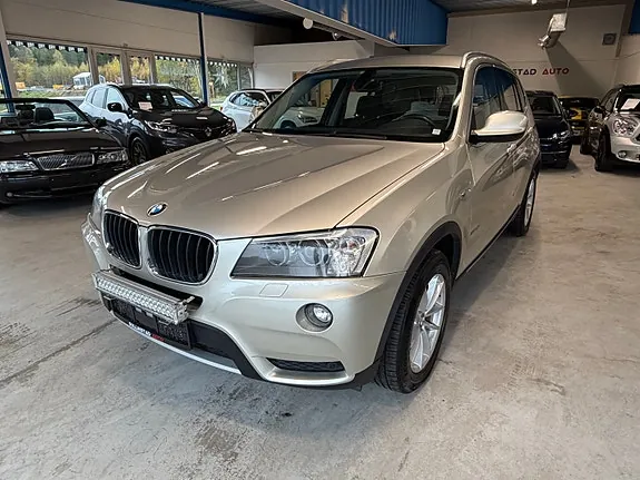 BMW X3 2012 photo 2