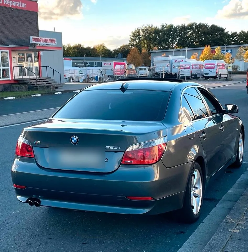 BMW 525I E60