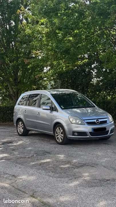 Opel Zafira 2007 photo 3