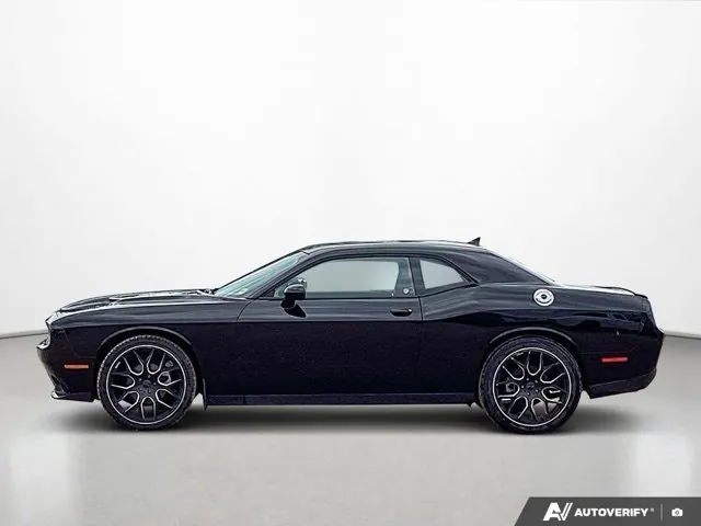 Dodge Challenger 2023 photo 2