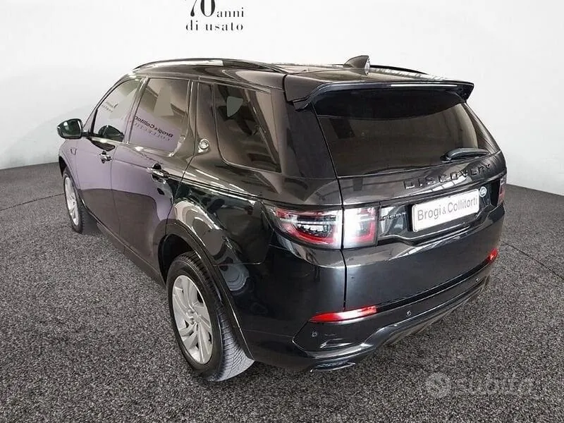 Land Rover Discovery Sport 2022 photo 4