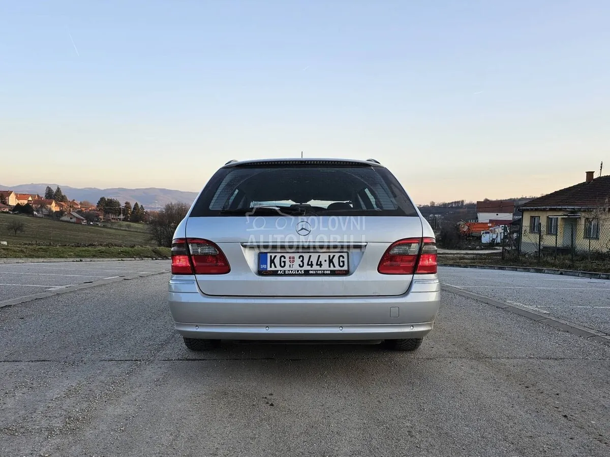 Mercedes-Benz E-Class 2008 photo 4