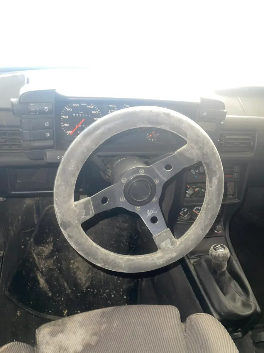 Audi 80 1986 photo 2