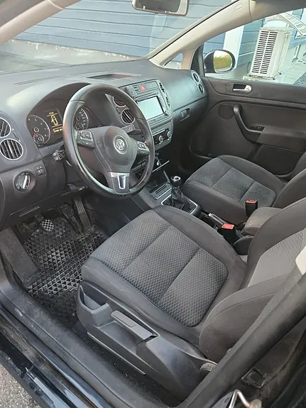Volkswagen Golf Plus 2011 photo 3