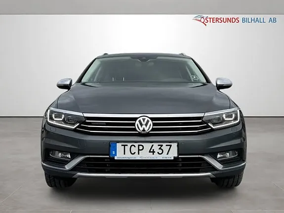 Volkswagen Passat 2017 photo 2