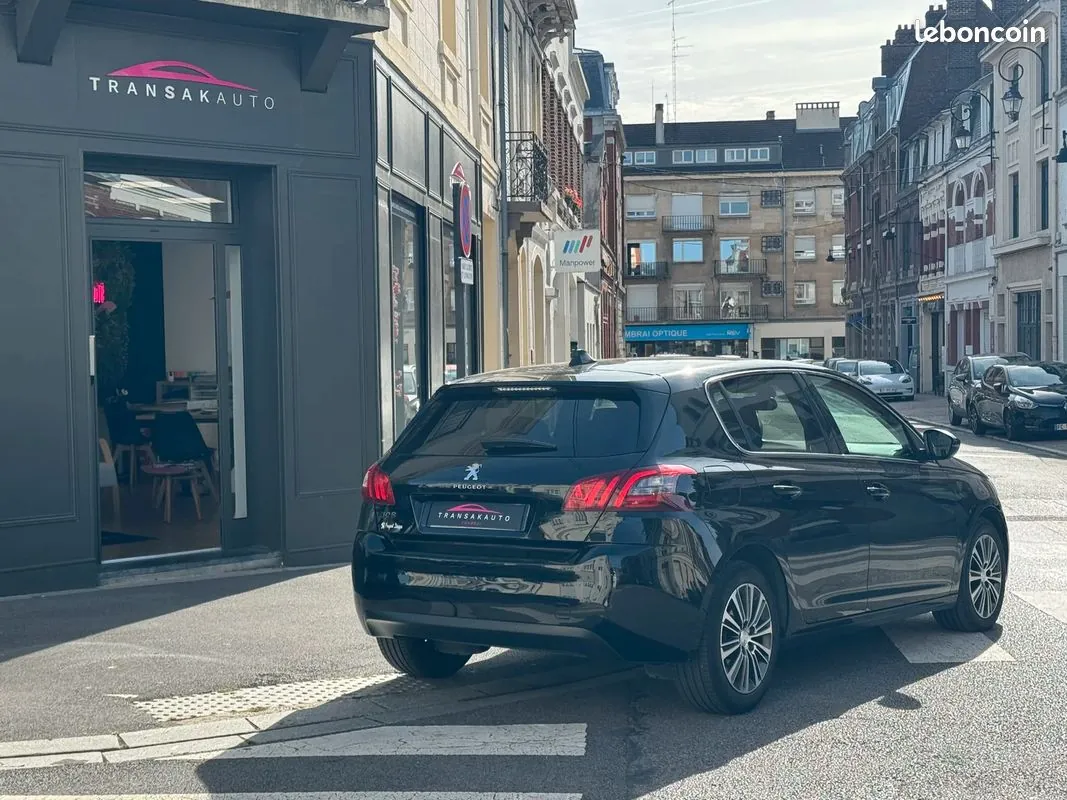 Peugeot 308 2020 photo 3