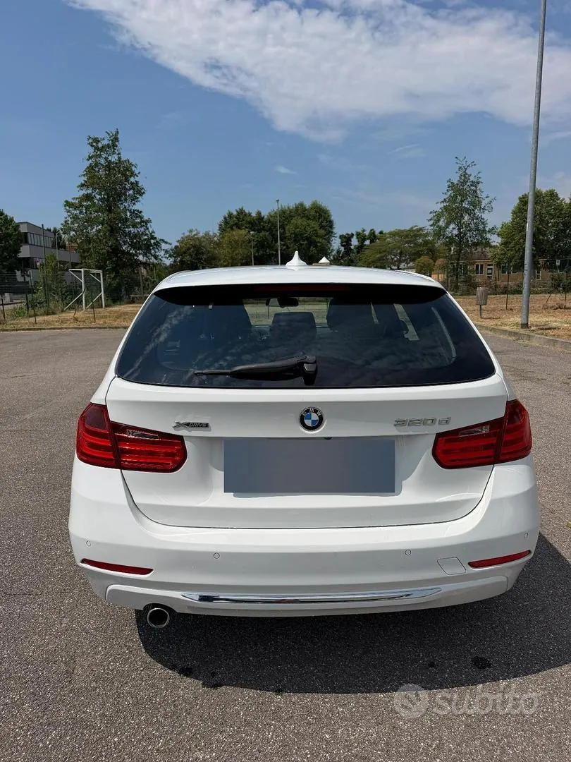 BMW 3 Series 2015 photo 2