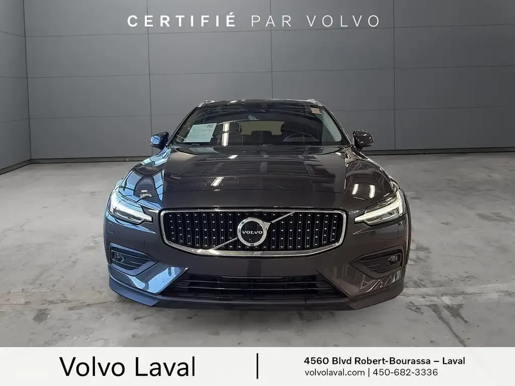 Volvo V60 Plus 2023 photo 2