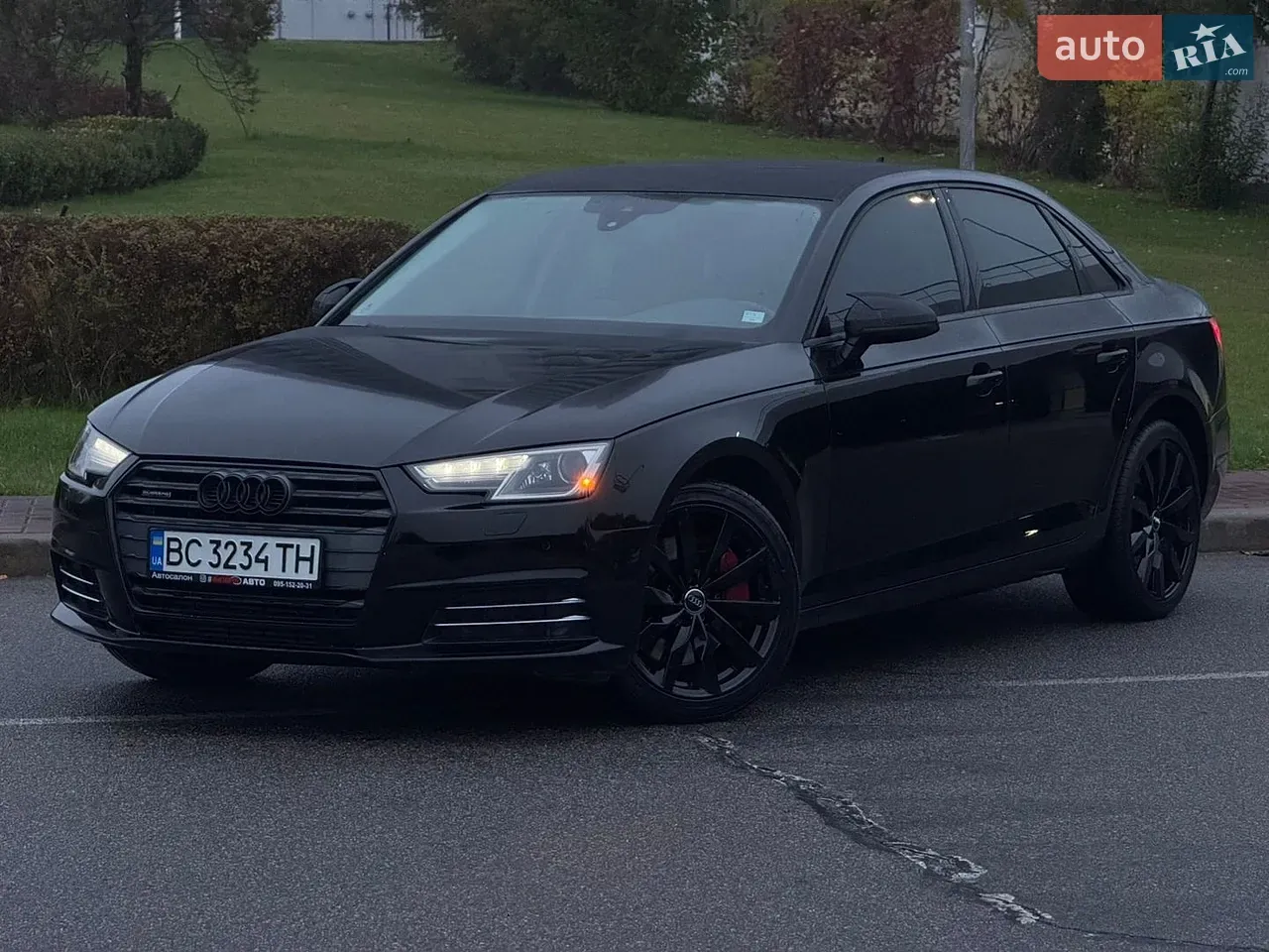 Audi A4 2016 photo 2