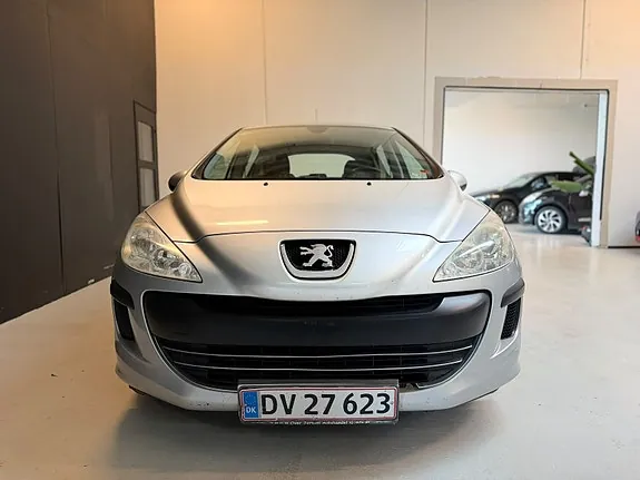 Peugeot 308 2008 photo 2