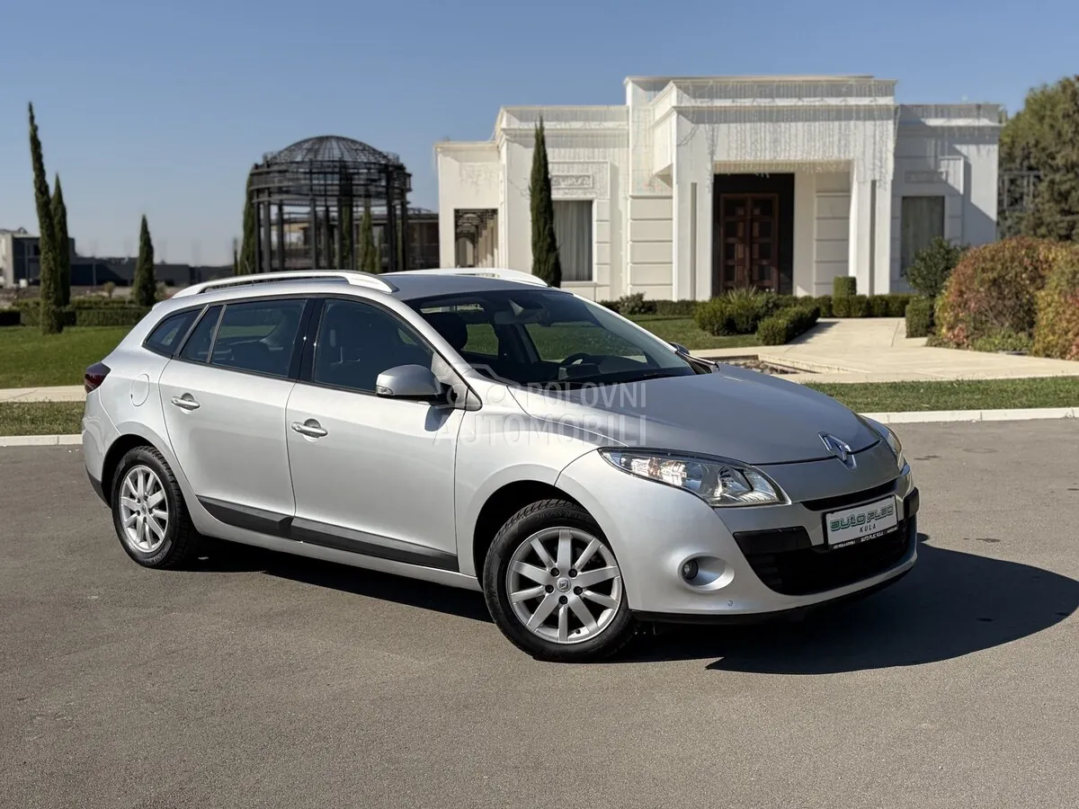 Renault Megane 2012 photo 4